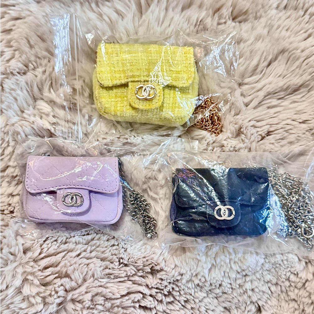 Chic Mini Crossbody Bags or Shoulder bag with adjustable Gold or Silver Chains